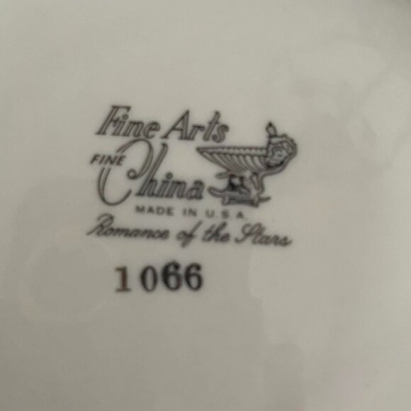 STARBURSTS ROMANCE OF THE STARS 4 pieces dinnerware in rare gray color. - Picture 3 of 15